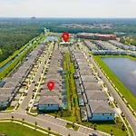 Luxury Living: 6Br Condo Near Seaworld Icon Park