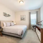 Stunning Spacious 6 Bed Villa With Themed Games Room