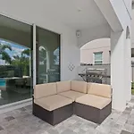 Ec471 - Chic Oasis With Private Pool And Spa At Encore