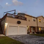 4 Rooms, Lake, Pool, Hot Tub, Bocce Ball, Putting