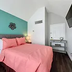 Two Bed Condo In Parkway Palms Resort Condo