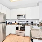 Modern 2Br Condo W Private Patio7 Min To Disney