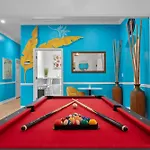 Banana Leaf Villa-Vintage Vibes Suites