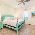 Its All Fin Games Cottage With Private Pool Near Disney Margaritaville Resort Island H20 Waterpark Access - 3090Ph