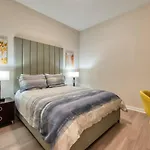 Vcr2-402 Brand New Apartment - Convention Center