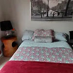 Cozy Bright Room