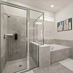 7 Bedrooms - 5,5 Bathrooms - Windsor Cay 15952Cc
