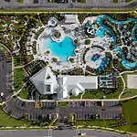 Chic 7Bed With Private Pool, Theme Bedrooms