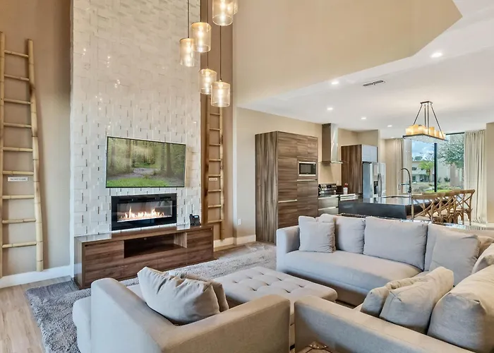4 Bedroom - 5 Bathroom Magic Village 7575 Bd
