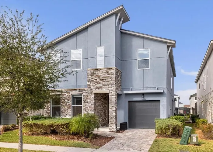 5 Bedrooms - 5,5 Bathrooms - Solara 9035 Pc