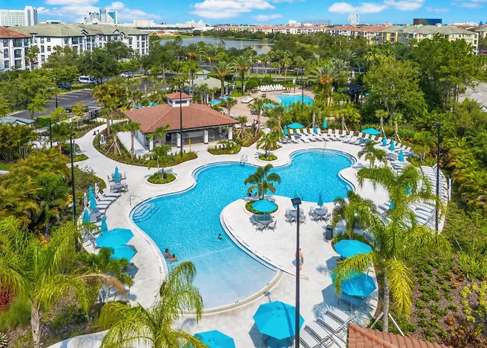 New Listing! Beautiful Townhome, Vista Cay 4019