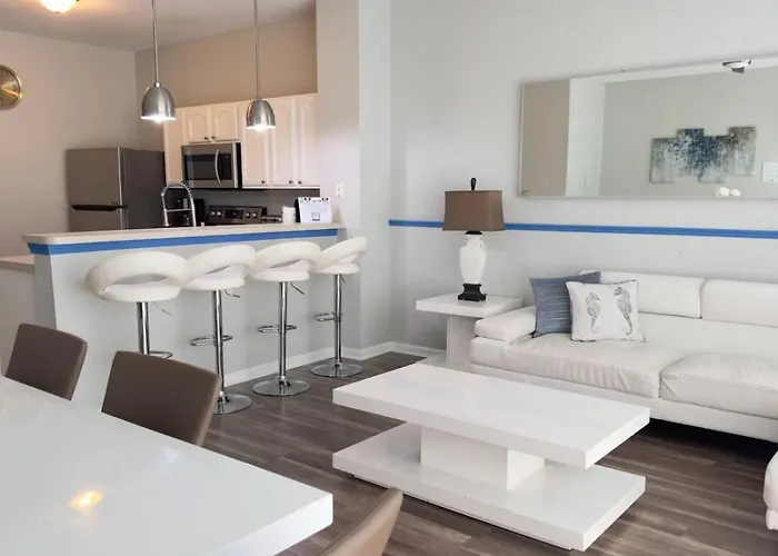 Townhome Near Disney With Private Pool