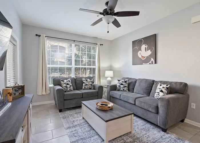 Cw7671-205 3Br Condo