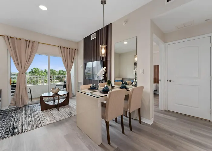 Cozy Suite W Kitchen Near Disney Universal