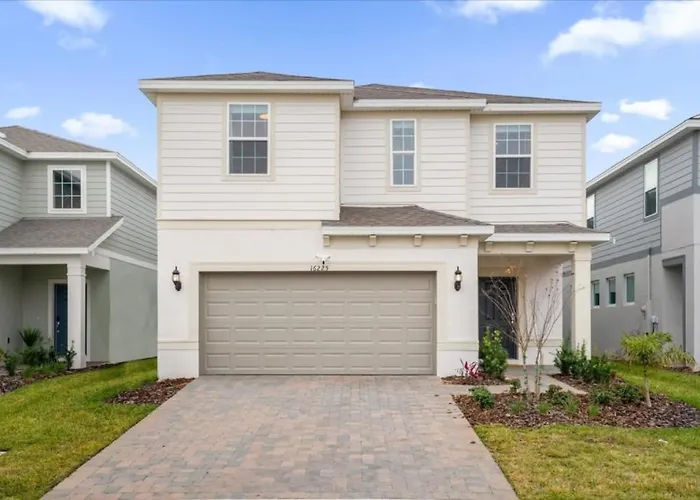 7 Bedrooms - 5,5 Bathrooms - Windsor Cay 16225Sk