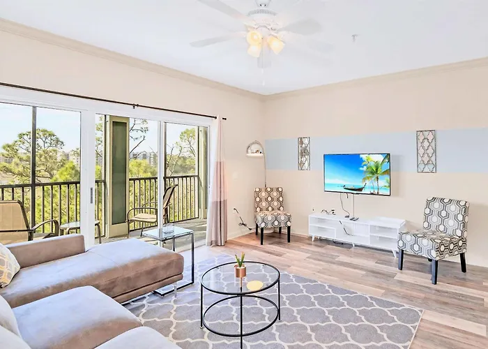 Pet-Friendly - Upstay Condo W Pool Hot Tub Sauna