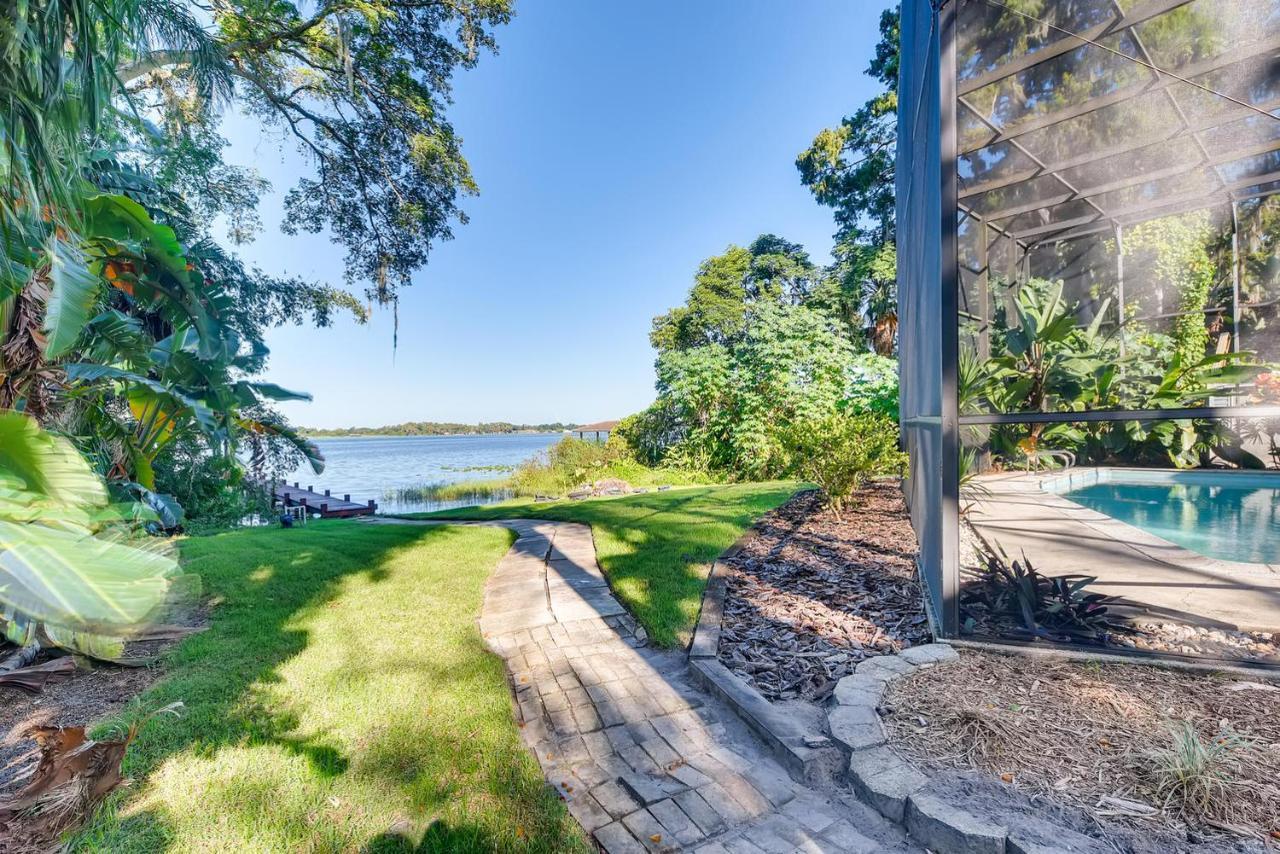 Spacious Lakefront House With Pool, Hottub, & Boating Orlando