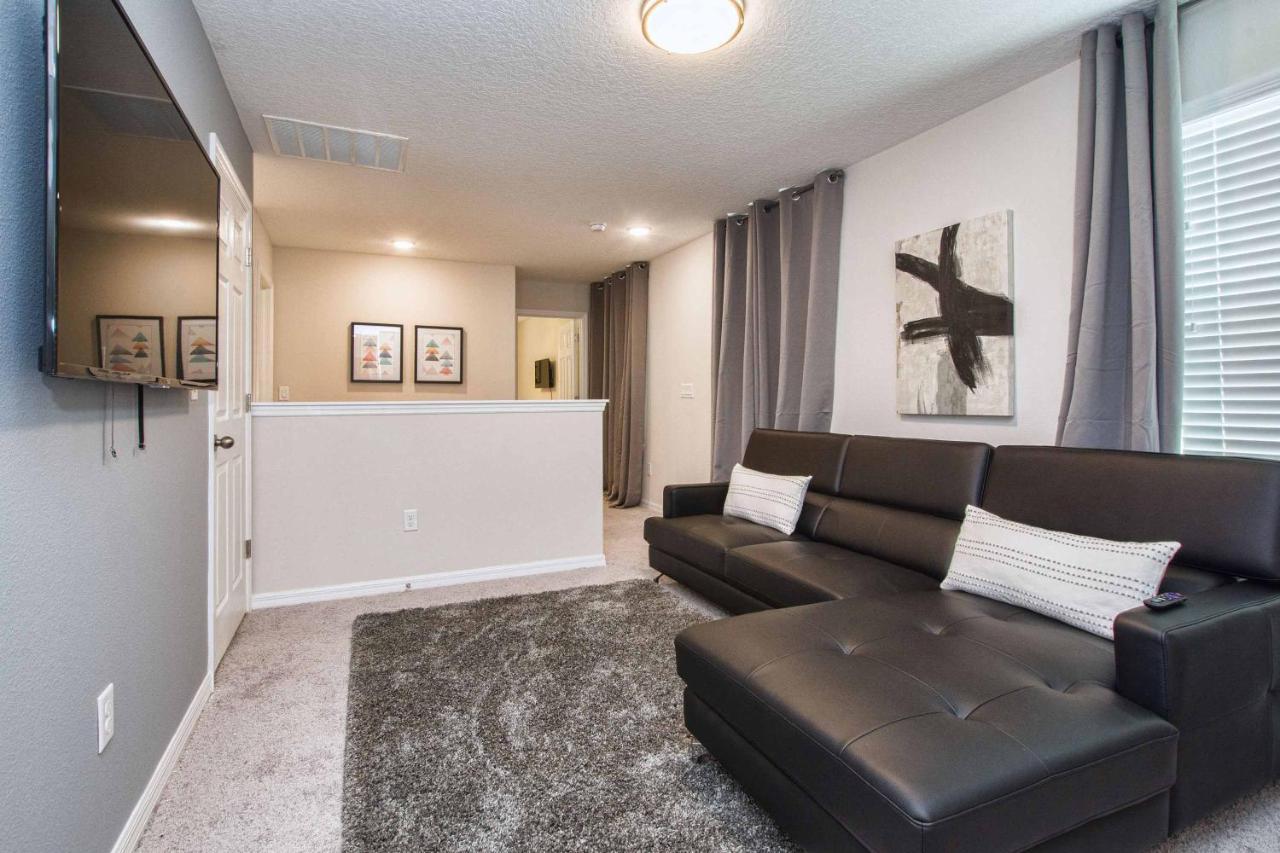 Solara - 5 Bedrooms Townhome W-spashpool-8203sa