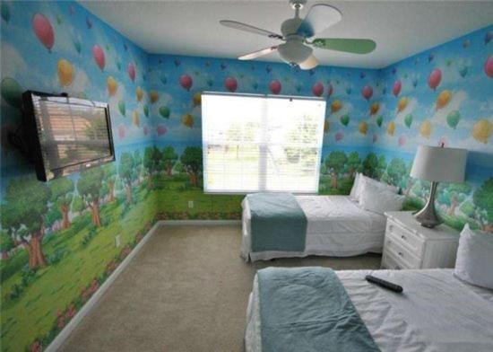 Awesome 5 Bedroom 5 Bath Pool In Windsor Hills Holiday home