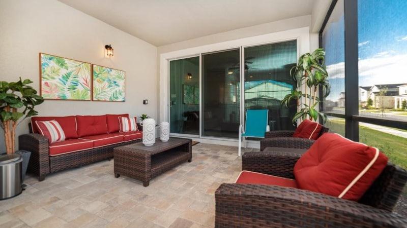 Luxurious 5 Bedroom Pool In Solara That Sleeps 12 * Orlando