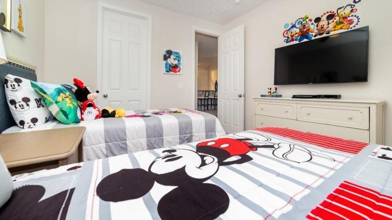 Holiday home Luxurious 5 Bedroom Pool In Solara That Sleeps 12 Orlando