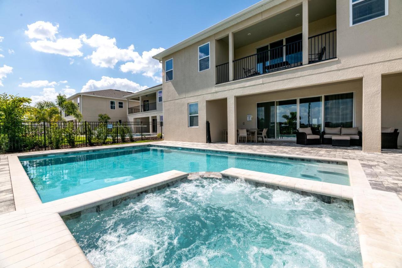 Inviting By Rentyl With Movie Theater, Pool Table And Theme Near - 332s Orlando