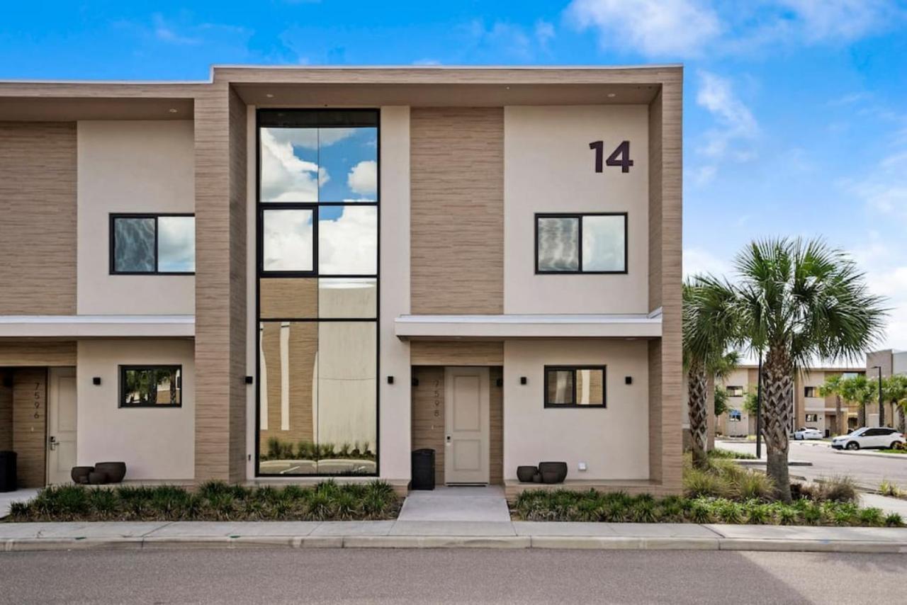 Less Than 10 Mins To Disney, Ps5 Game Console , Luxury 4bd, 4 And Haft Bath Apartment Orlando