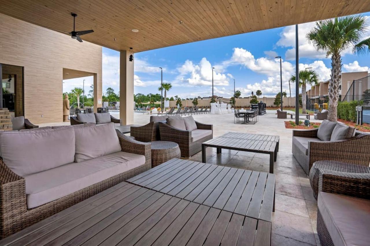 Less Than 10 Mins To Disney, Ps5 Game Console , Luxury 4bd, 4 And Haft Bath Orlando