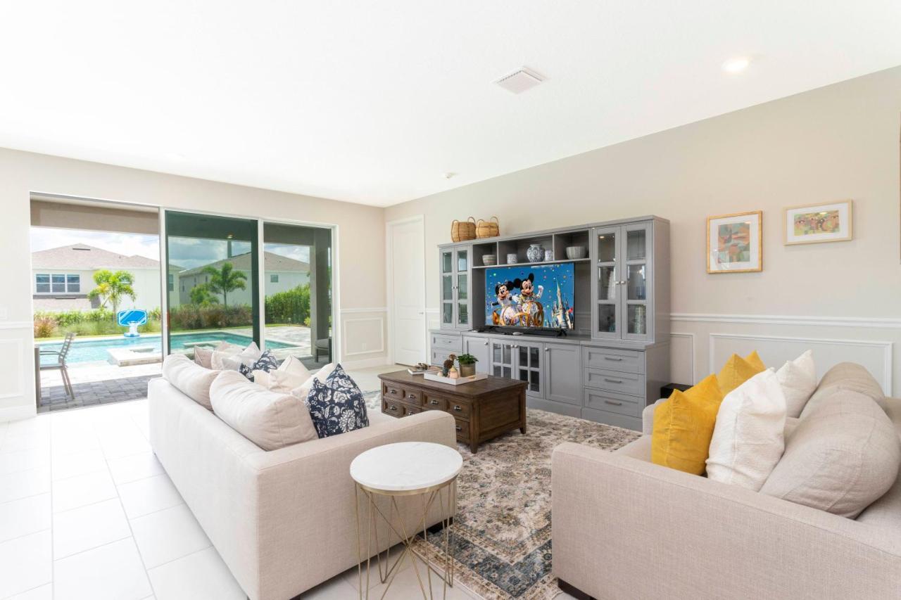 8-bed Prv Pool And Game Near