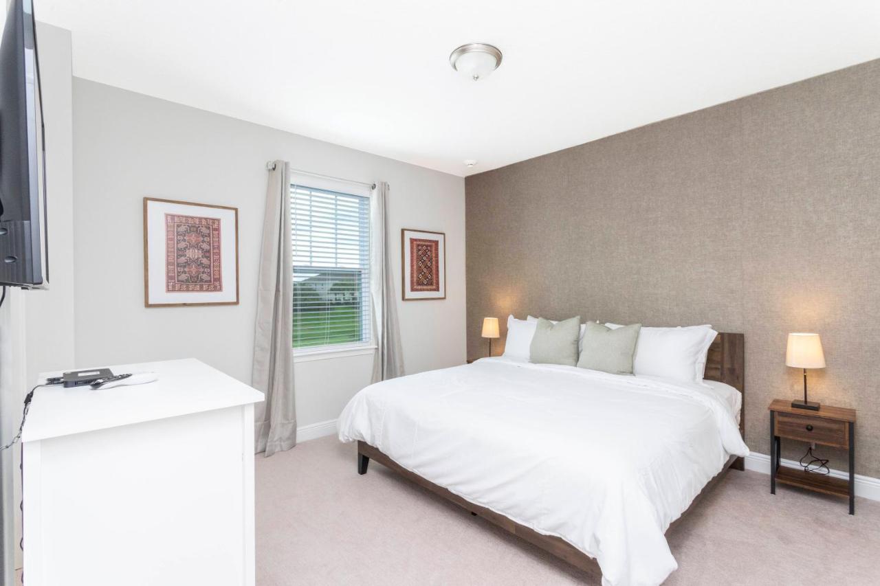 8-bed Prv Pool And Game Near Holiday home
