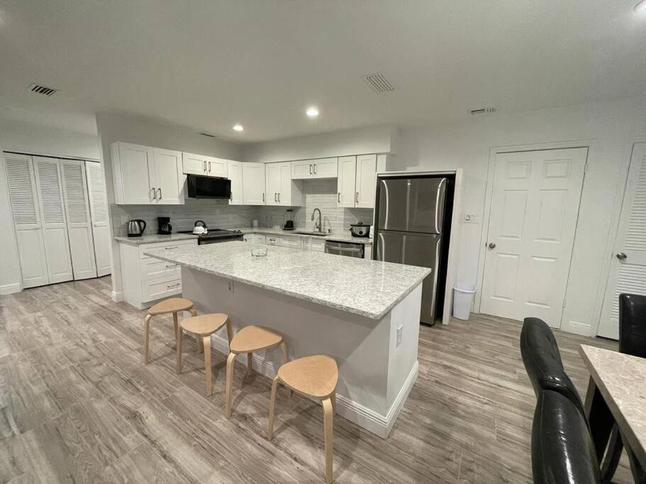 7326 View Bungallow-5 Minutes Universal Holiday home Orlando