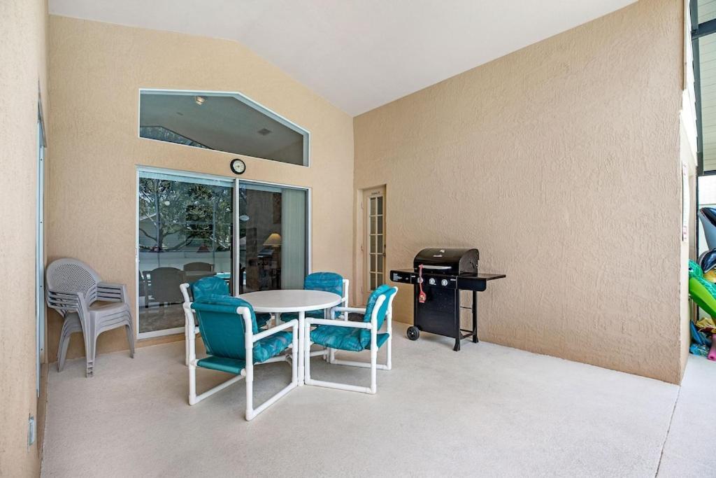 #253-modern 4 Bed With Own Private Pool Close To Orlando
