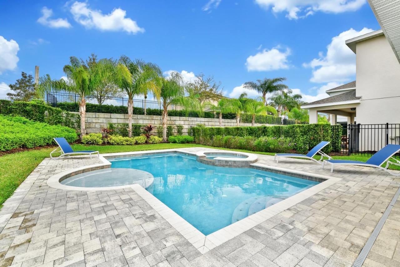 Lovely With Private Pool And Amenities By Rentyl Near - 7423m Holiday home Orlando