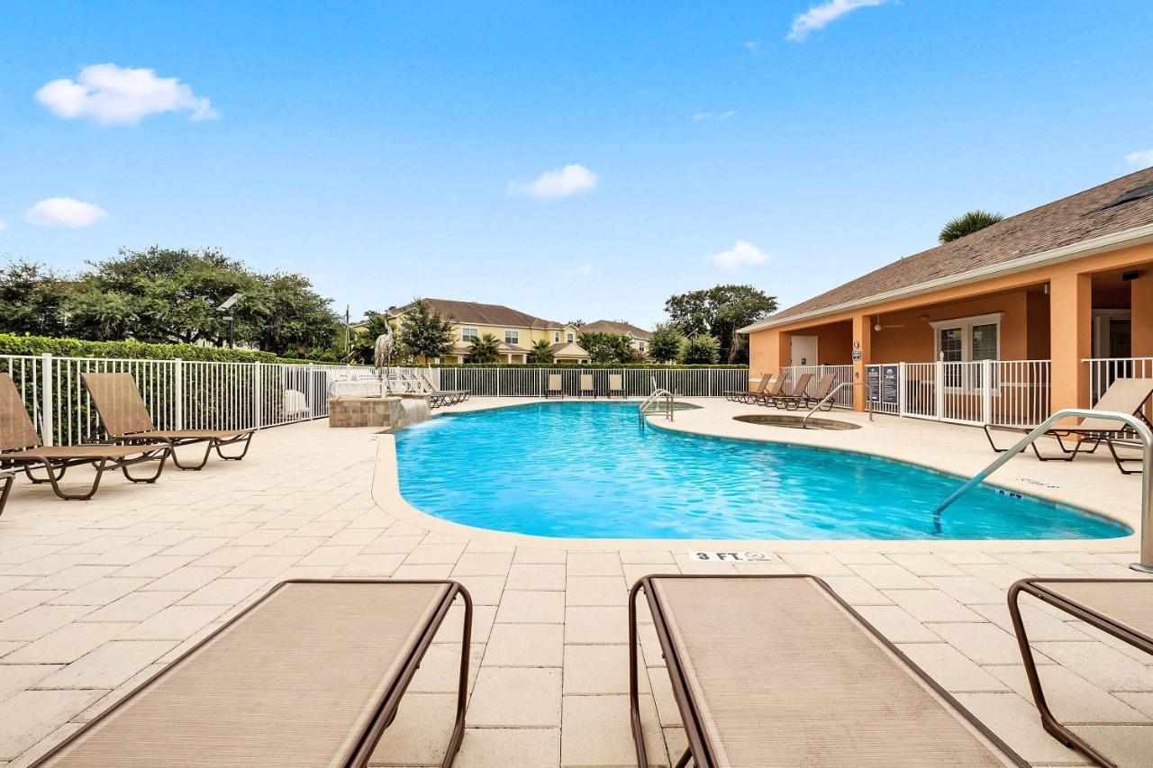 3 Bedrooms Pool Hidden Forest Amenities Apartment