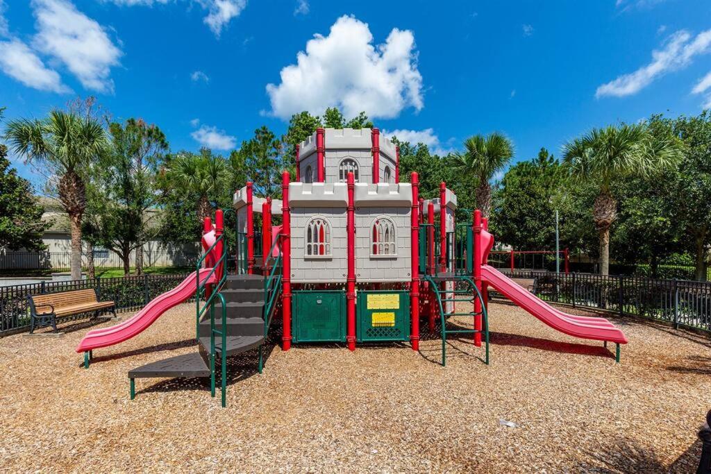 Family Friendly Spot At Windsor Hills