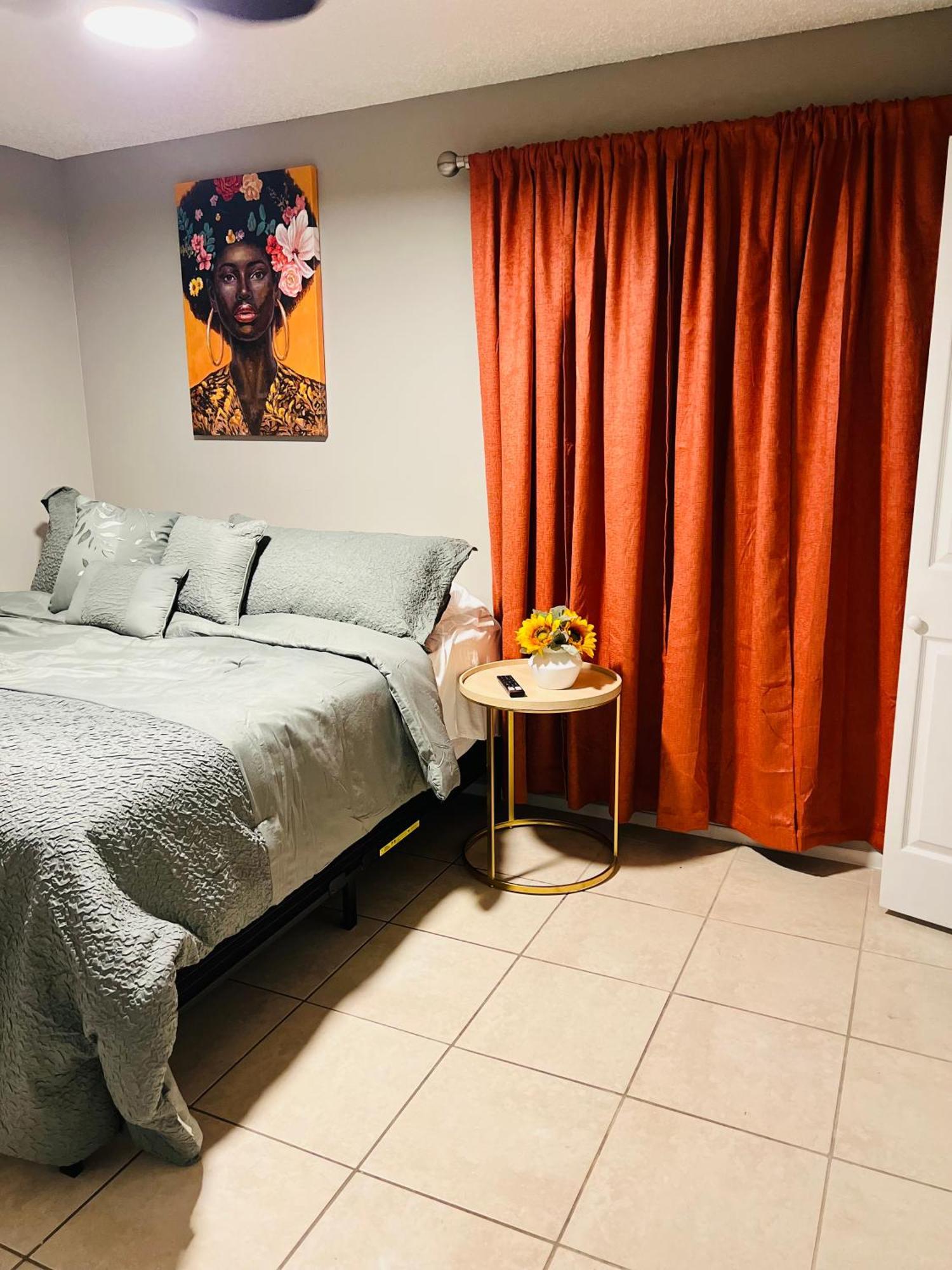 Holiday home 2bdrm Near Orl Fairgrd, Downtwn, Wekiva Sprng