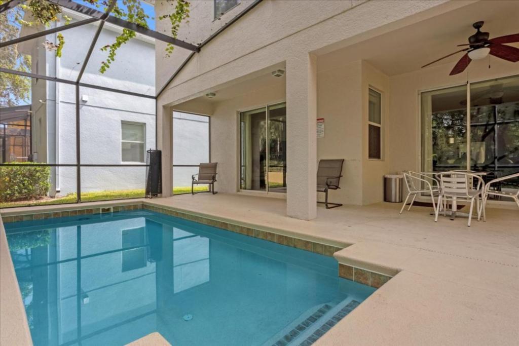 6 Bedrooms - 5 Bathrooms - Paradise Palms 8941 Cp Holiday home