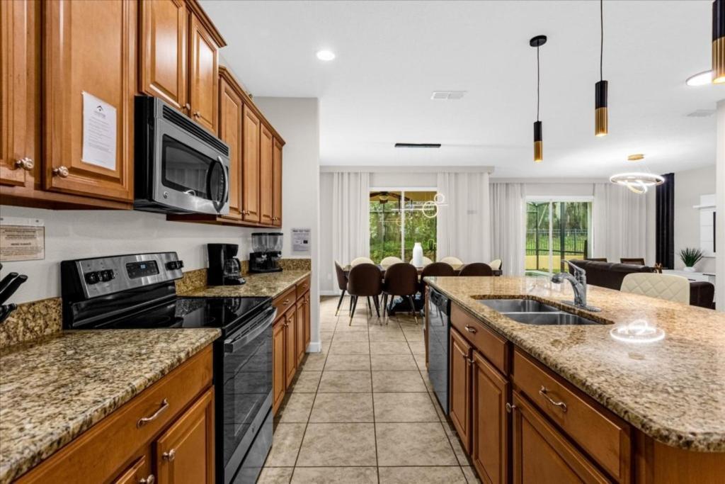 Holiday home 6 Bedrooms - 5 Bathrooms - Paradise Palms 8941 Cp