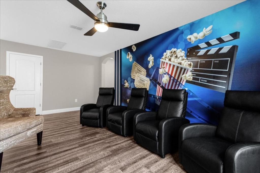 6 Bedrooms - 5 Bathrooms - Paradise Palms 8941 Cp Holiday home Orlando