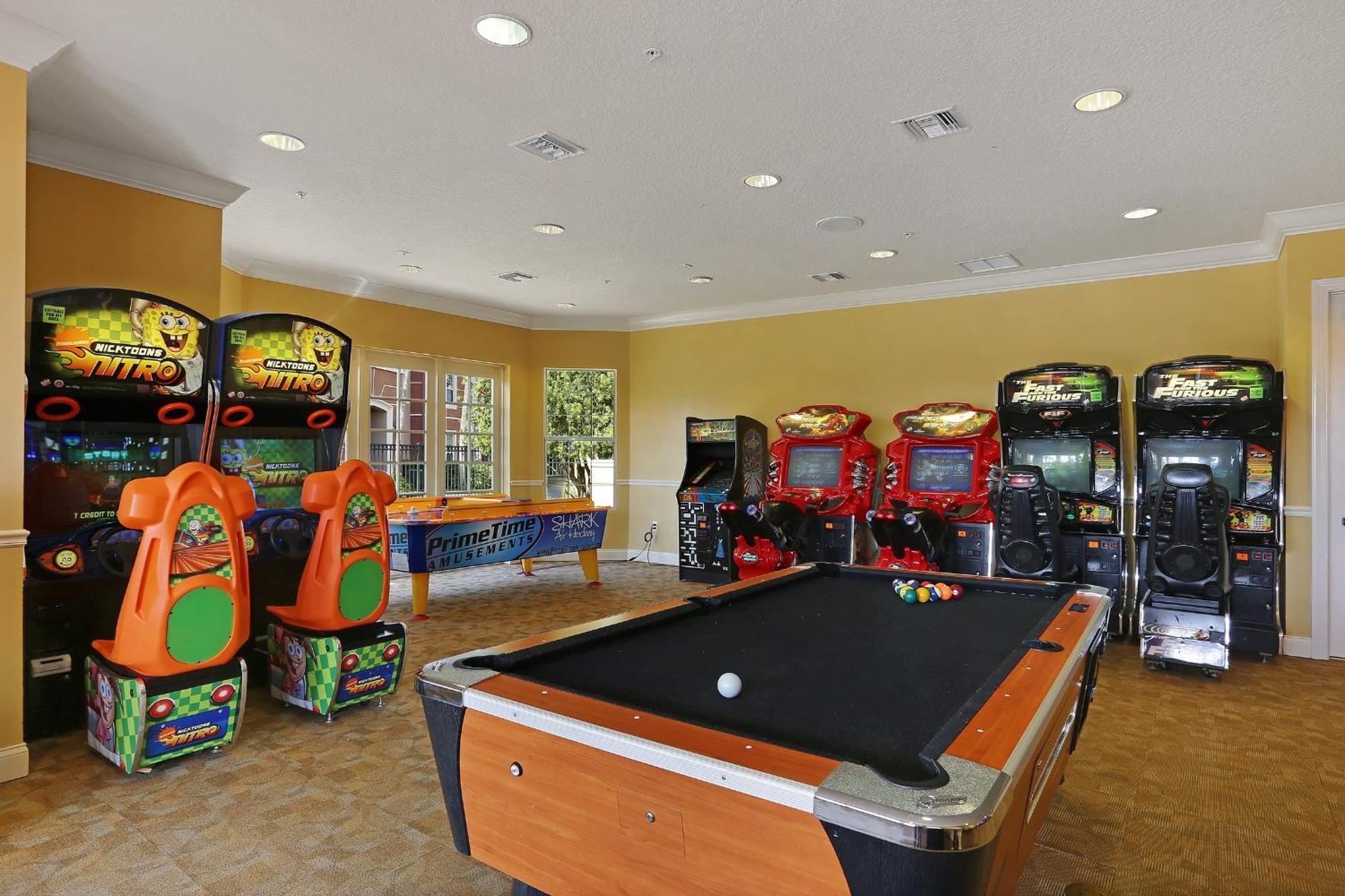 New Listing! Beautiful Townhome, Vista Cay 4019 Orlando
