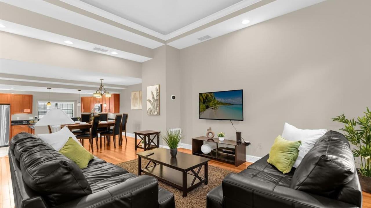 Celebrate Near The Magic - Townhome By Disney!
