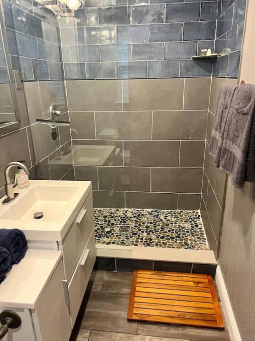 Apartment Remodeled Private *