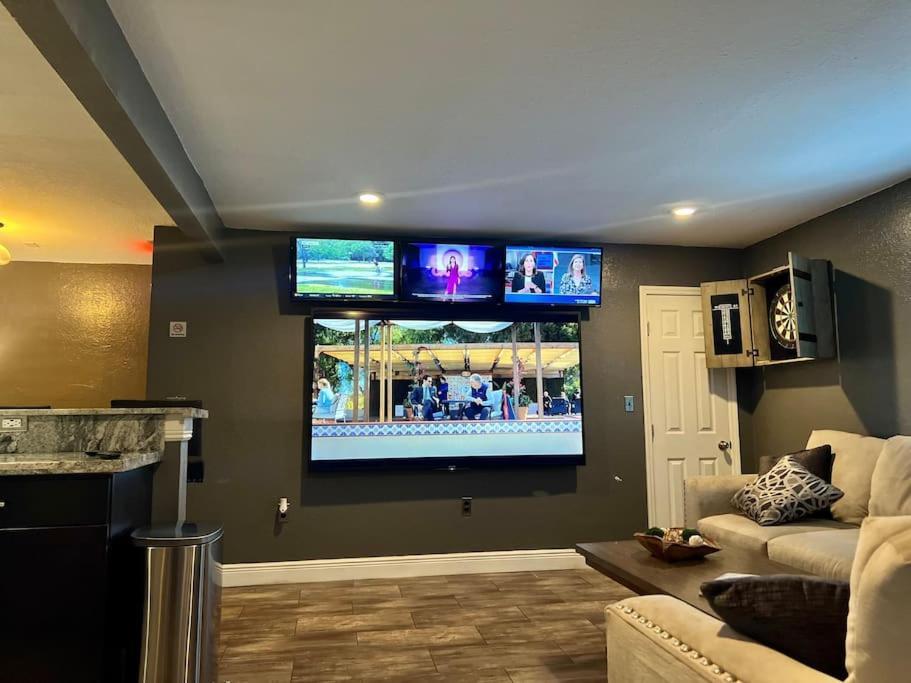 Remodeled Private Apartment