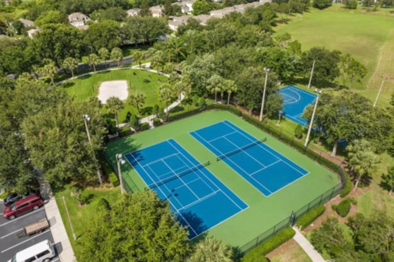 Apartment Windsor Hills Themed Condo, 2.5mi To *