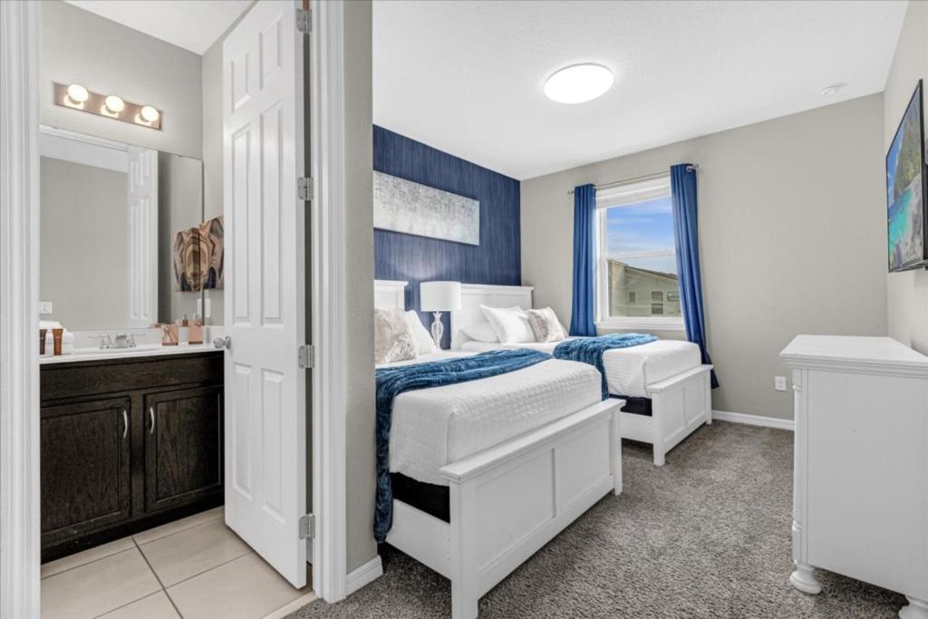 5 Bedrooms - 5,5 Bathrooms - Solara 9035 Pc