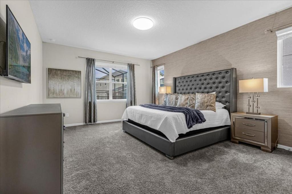 5 Bedrooms - 5,5 Bathrooms - Solara 9035 Pc Holiday home *