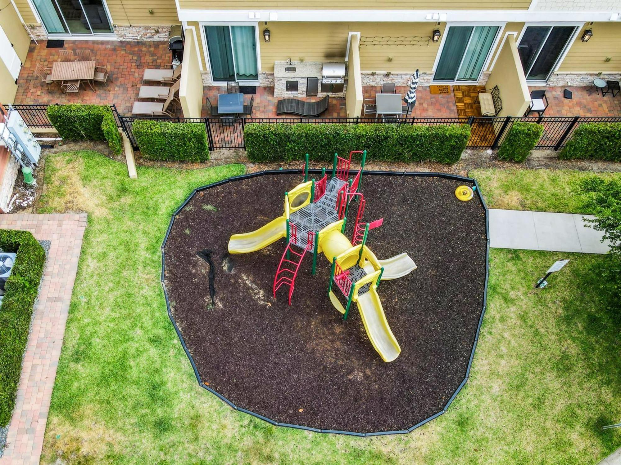 Fabulous Paradise 3br Townhouse Near And Outlets * Orlando