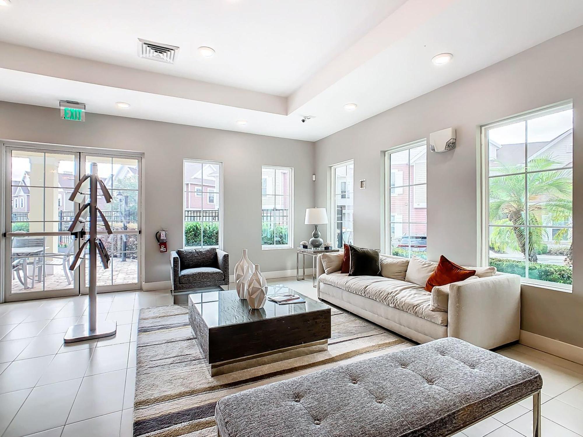 Fabulous Paradise 3br Townhouse Near And Outlets Orlando