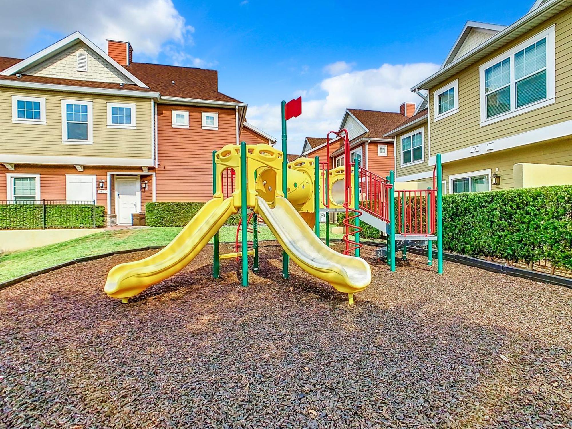 Fabulous Paradise 3br Townhouse Near And Outlets Orlando