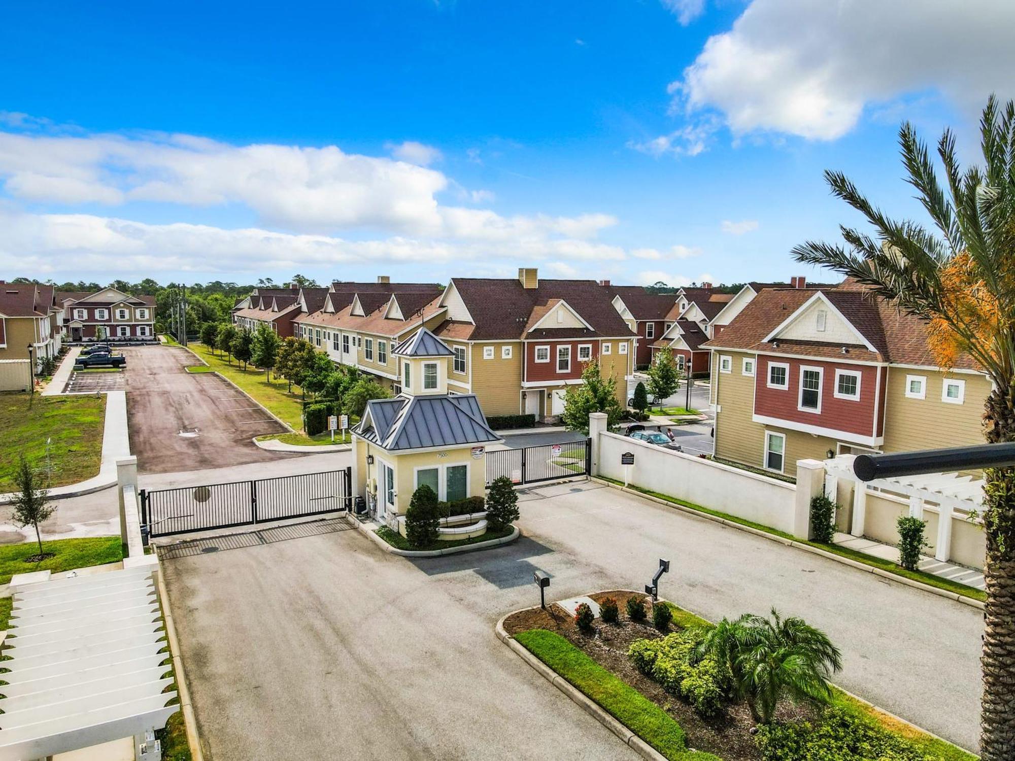 Holiday home Fabulous Paradise 3br Townhouse Near And Outlets